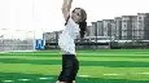 浓眉助防守，交流更顺畅